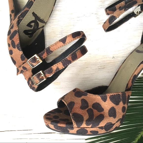 Guess-Leopard Print Heels 5” 👠 9 - Picture 2 of 8